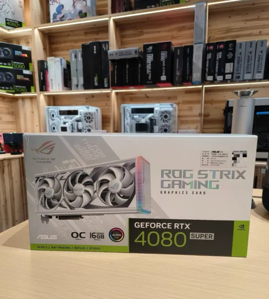 RTX 4080 SUPER 16GB ASUS ROG White GPU