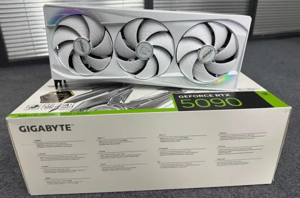 GIGABYTE AORUS GeForce RTX 5090 MASTER 32G GPU