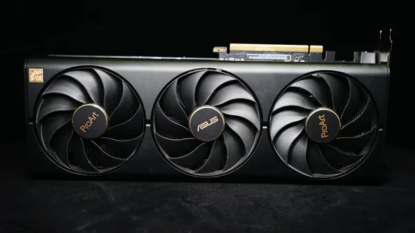 ZOTAC GAMING GeForce RTX 4080 16GB AMP Extreme AIRO White Edition