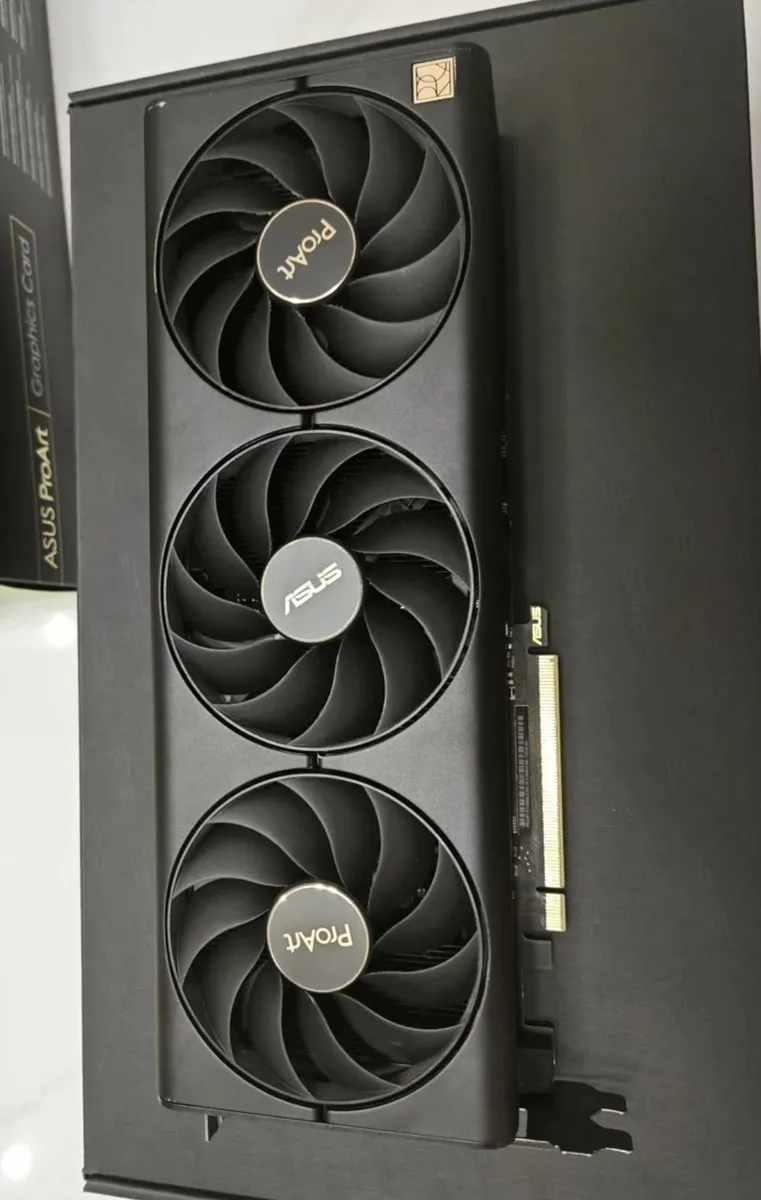 ProArt GeForce RTX 4080 SUPER OC Edition 16GB GDDR6X